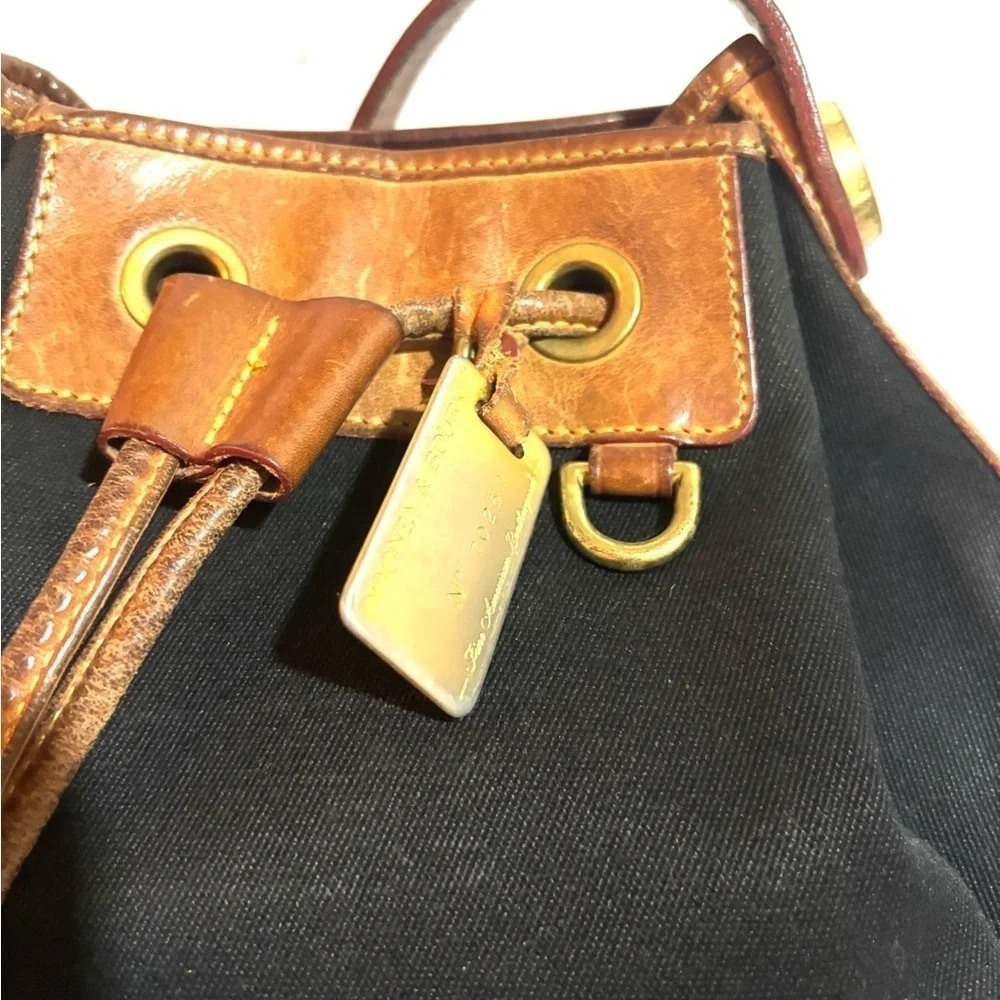 Elegant Black and Brown Bucket Bag
